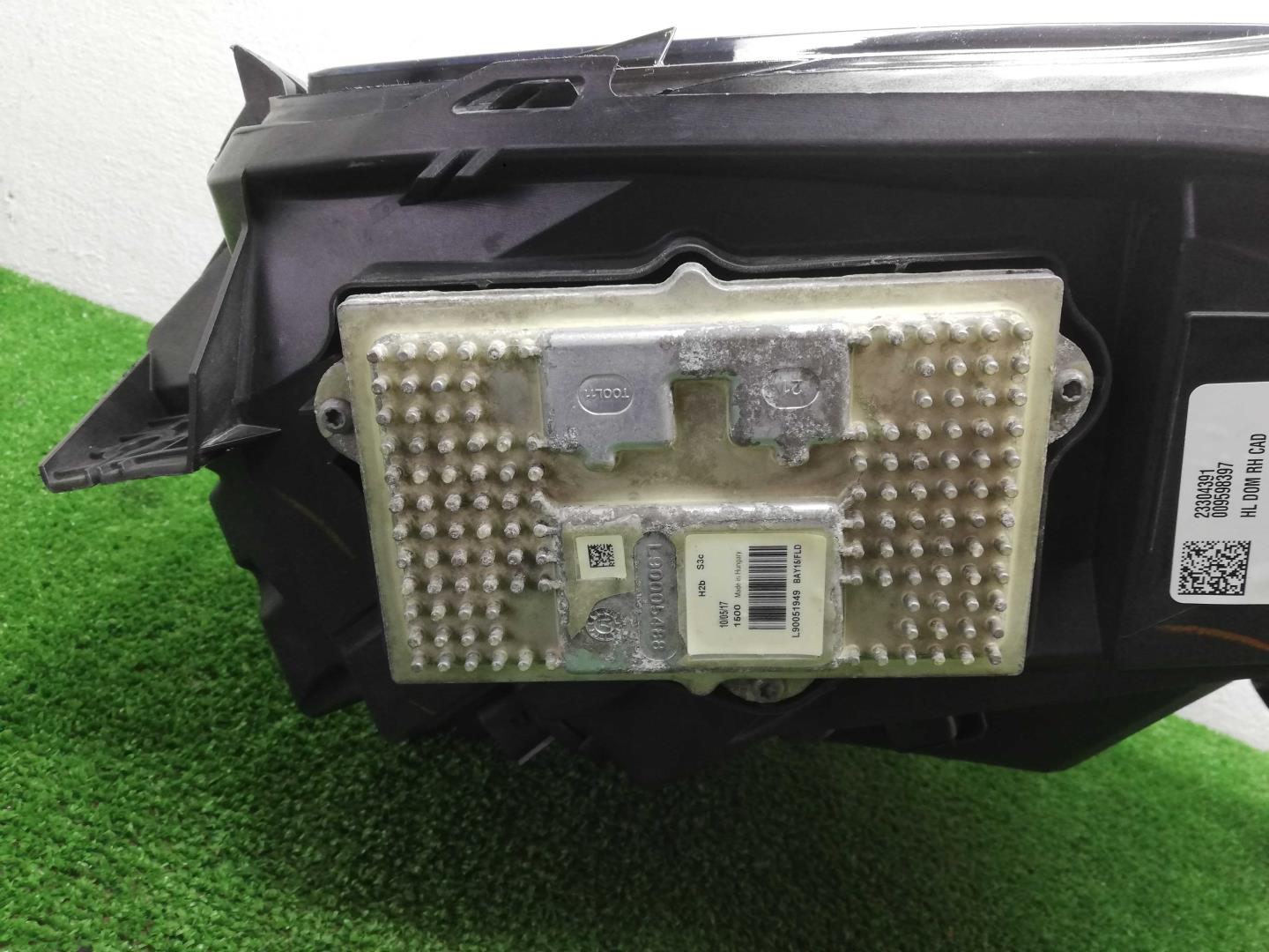 Фара правая