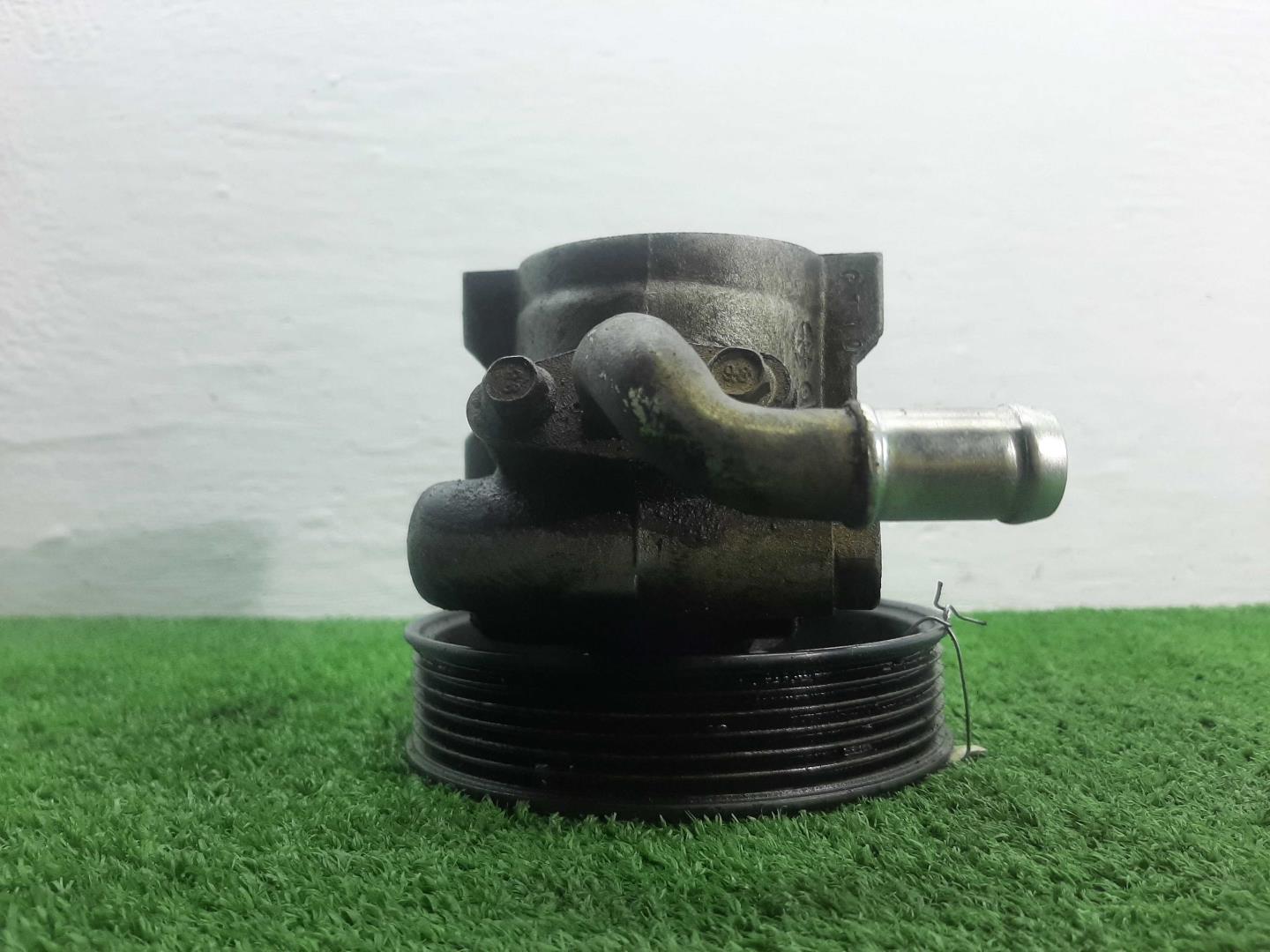 Насос ГУР (гидроусилитель руля)