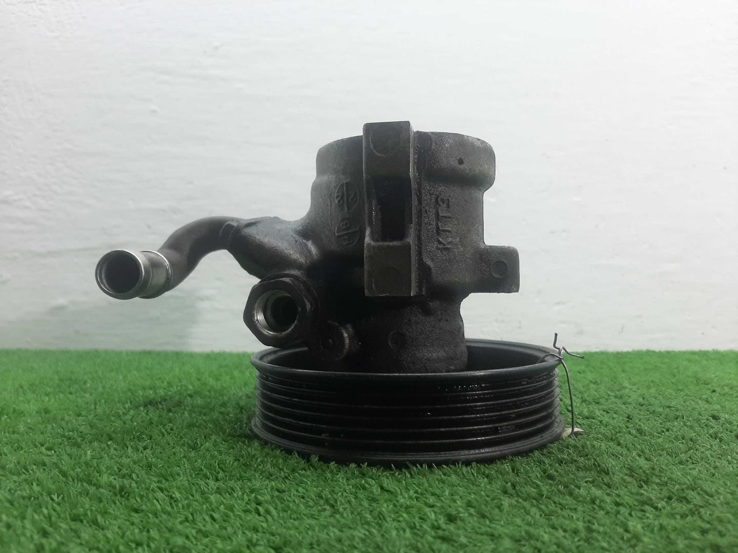 Насос ГУР (гидроусилитель руля)