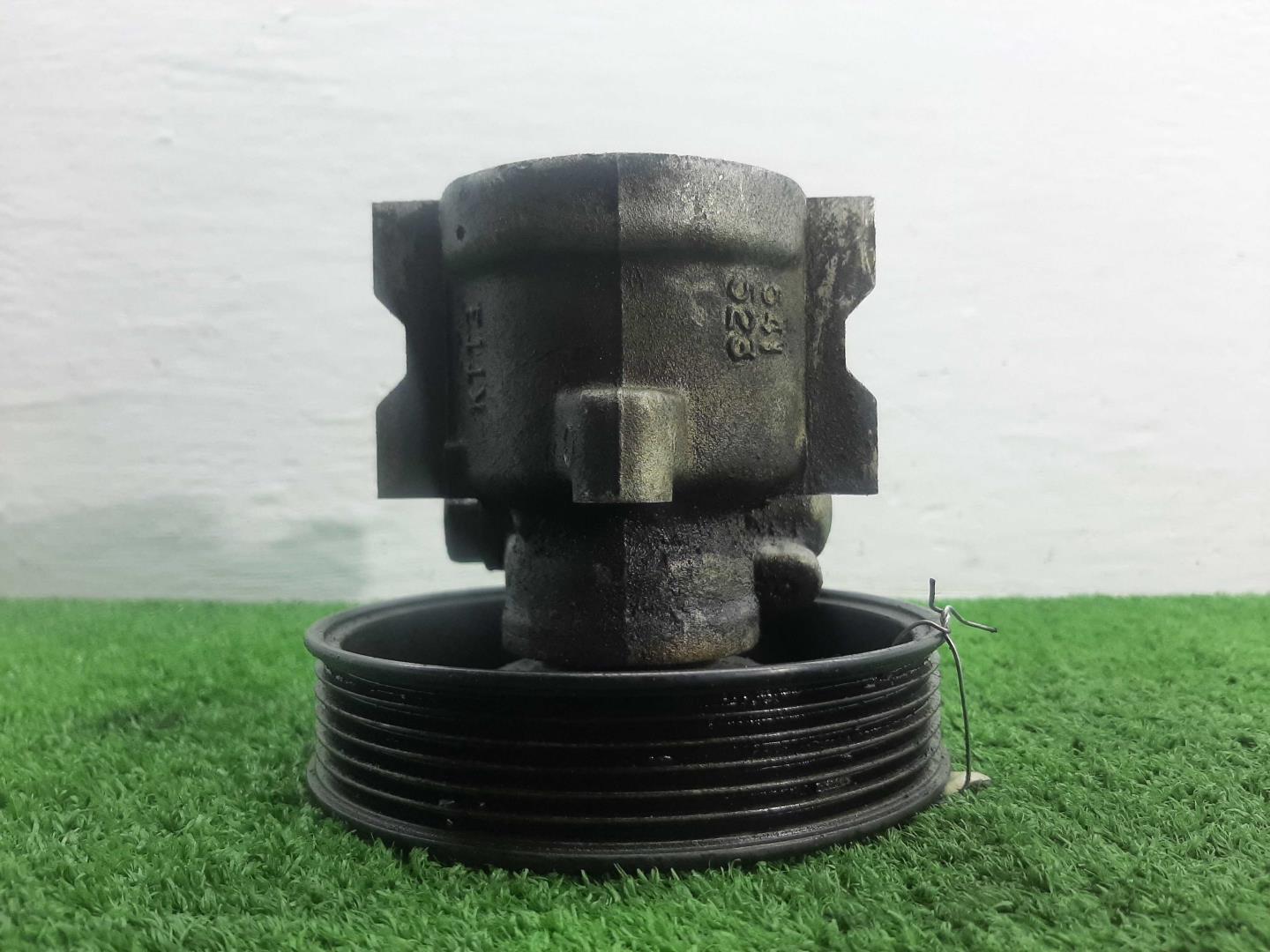 Насос ГУР (гидроусилитель руля)