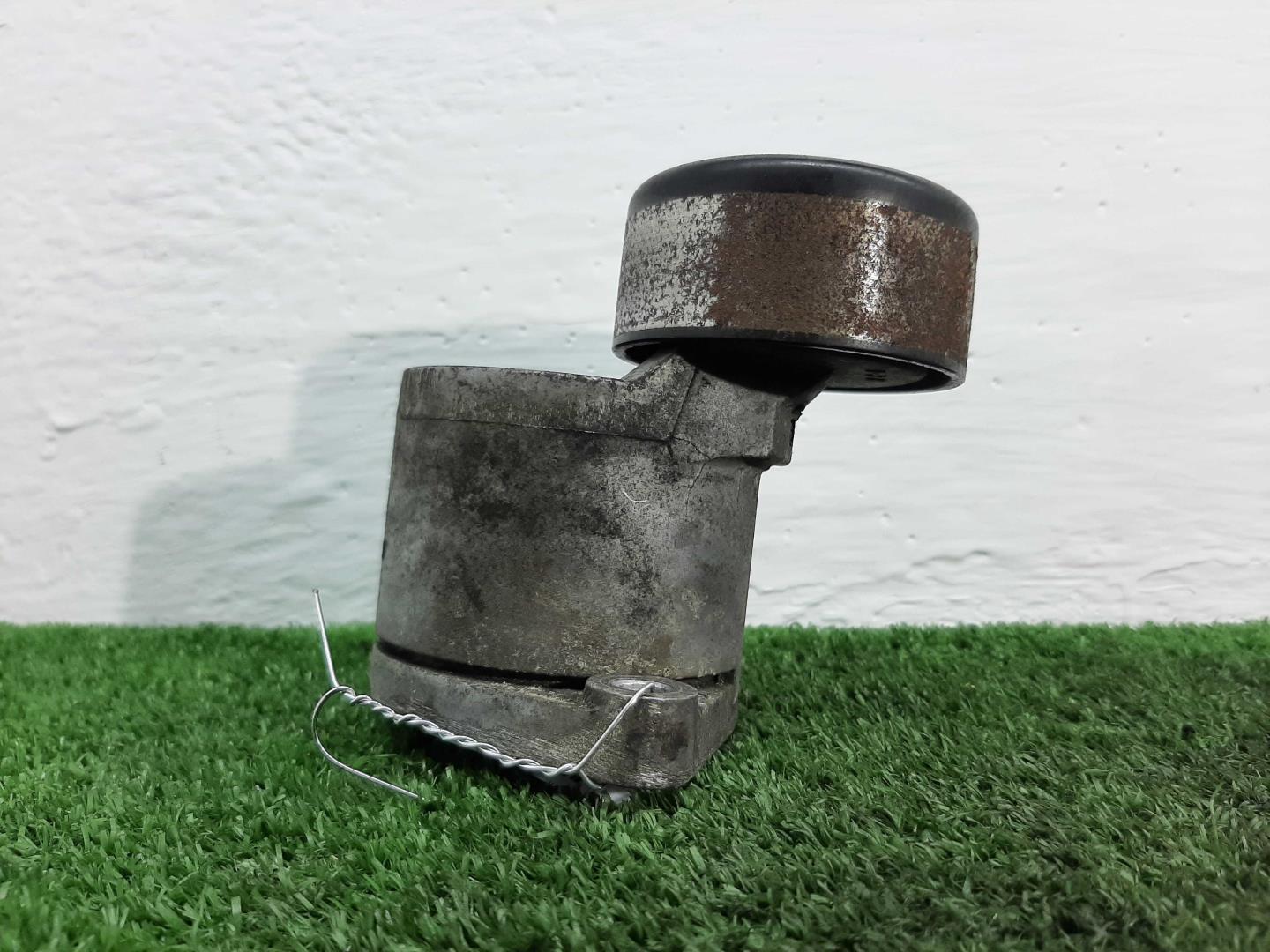 Натяжитель ремня