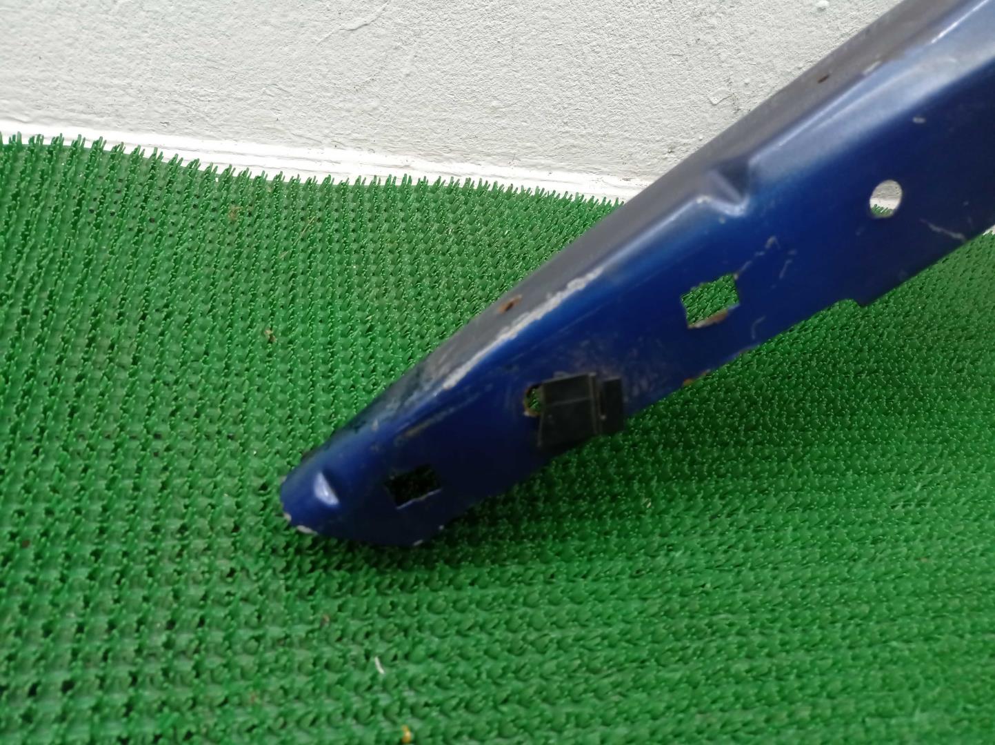 Крыло переднее левое