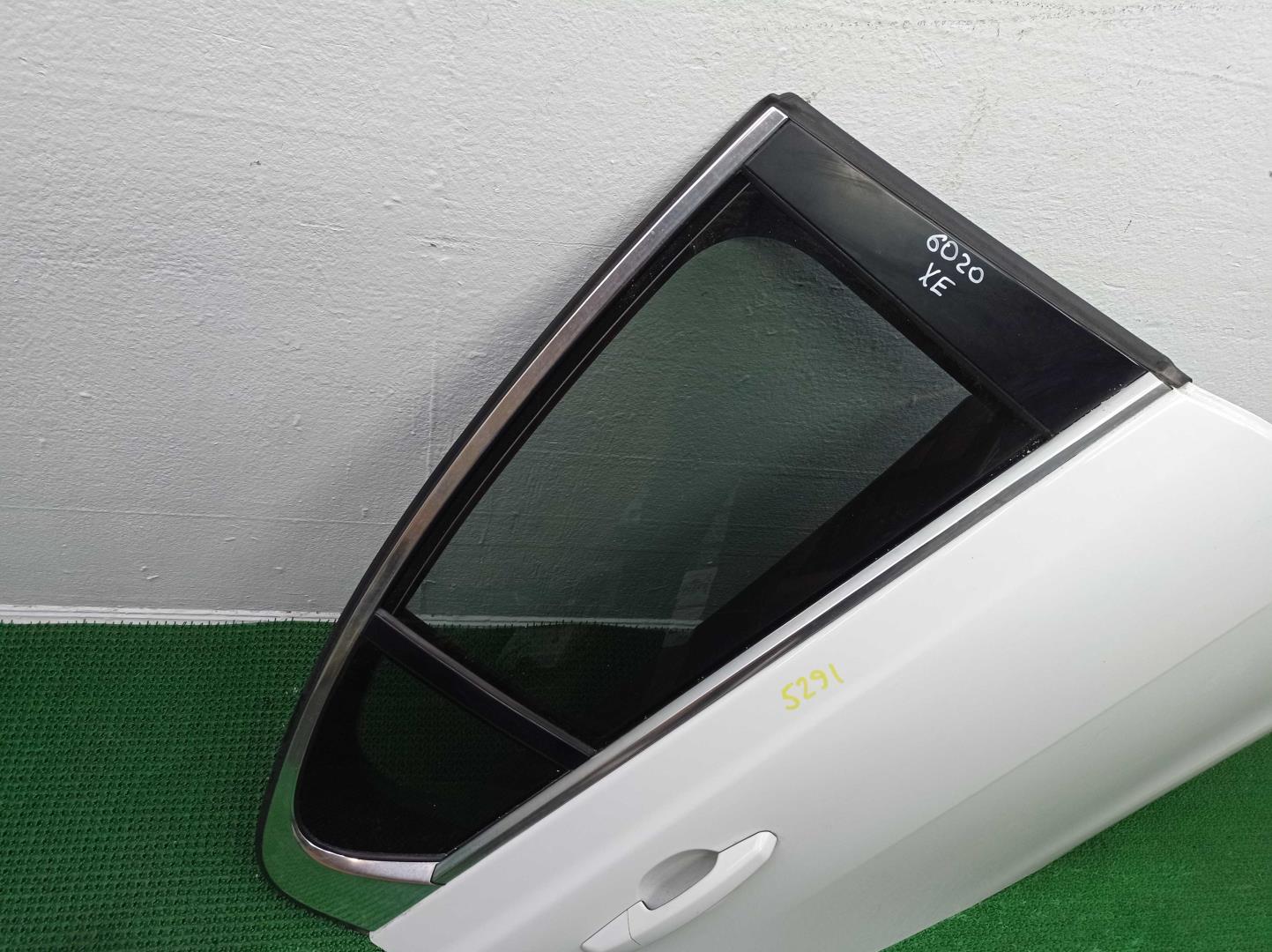 Ручка двери задней наружная правая