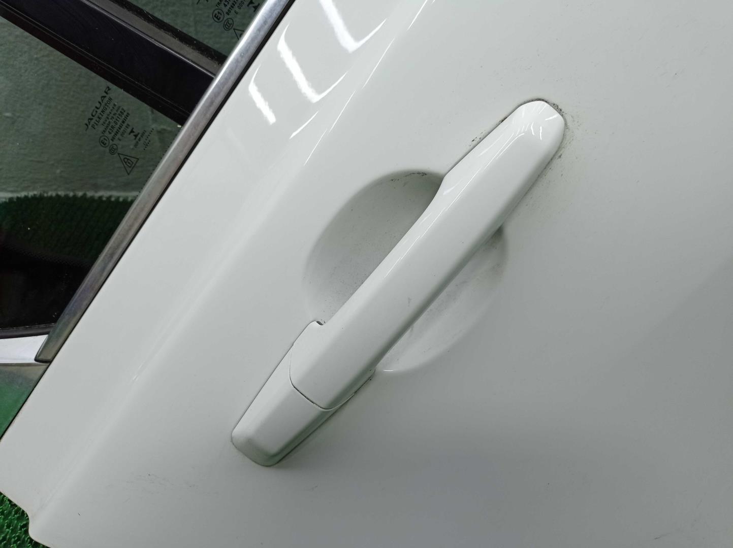 Ручка двери задней наружная правая