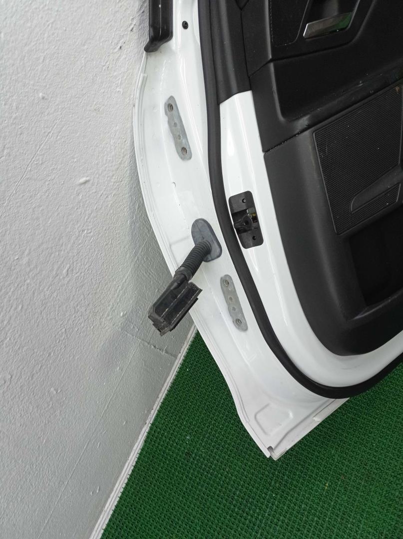 Ручка двери задней наружная правая