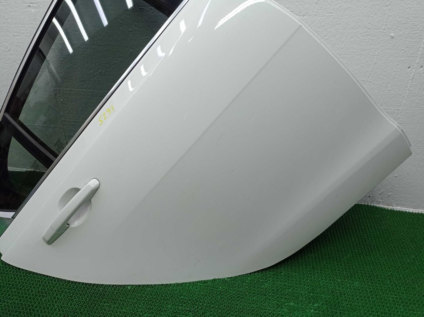 Ручка двери задней наружная правая