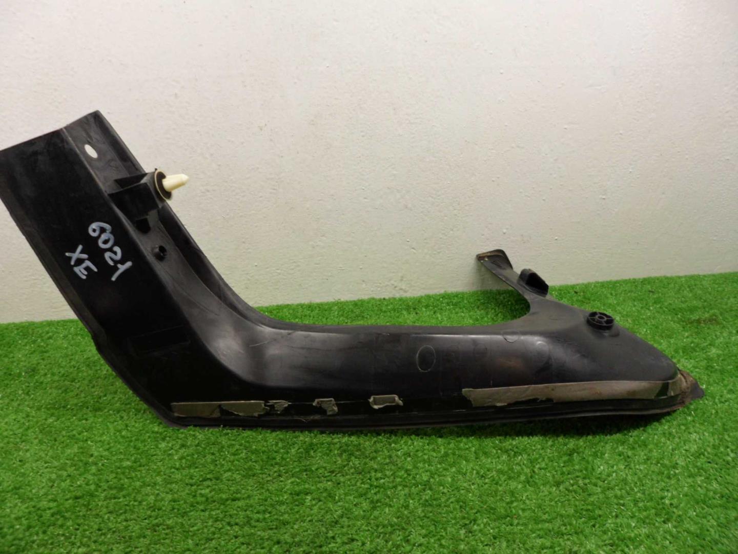 Обшивка багажника