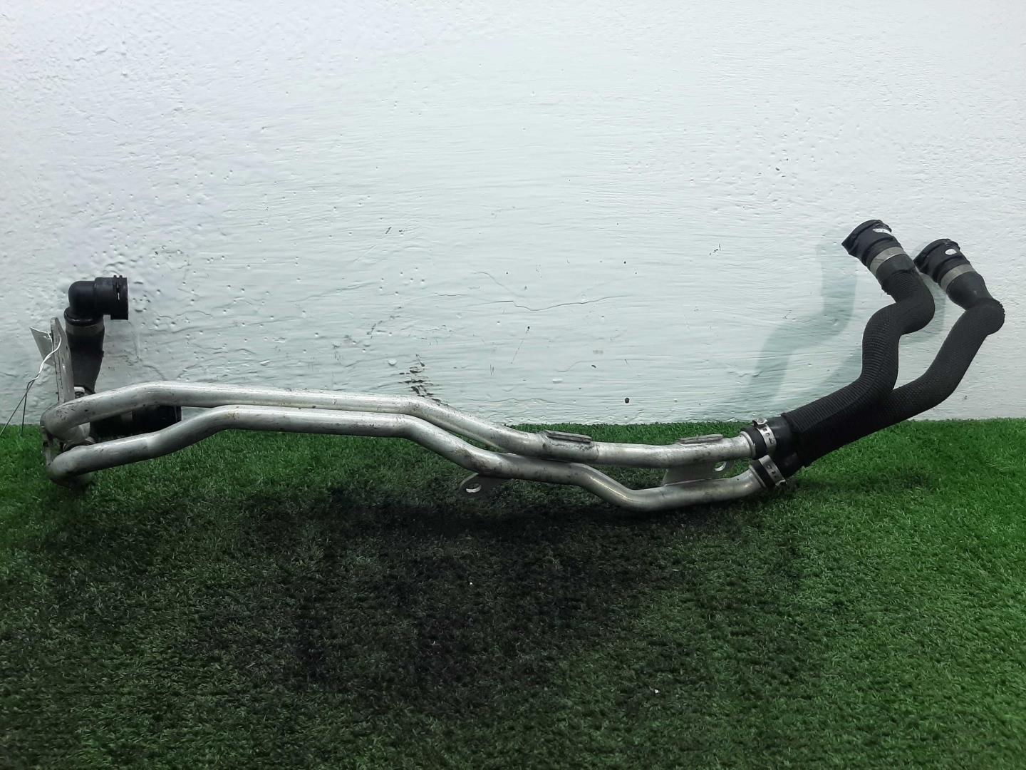 Трубка системы охлаждения