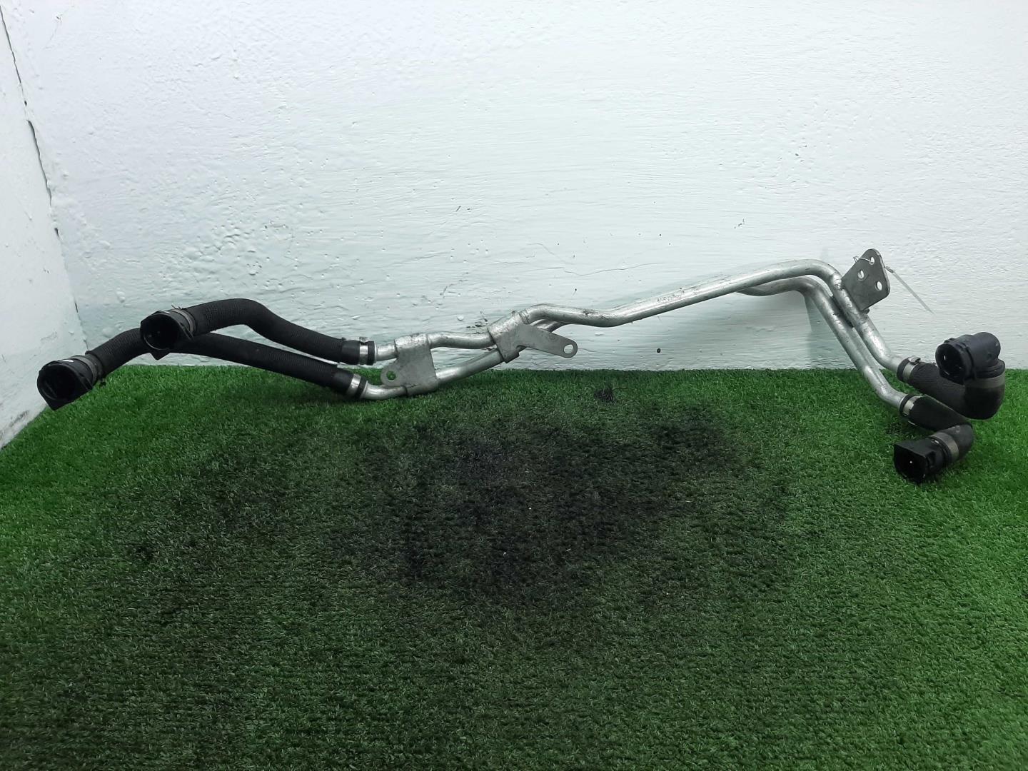 Трубка системы охлаждения