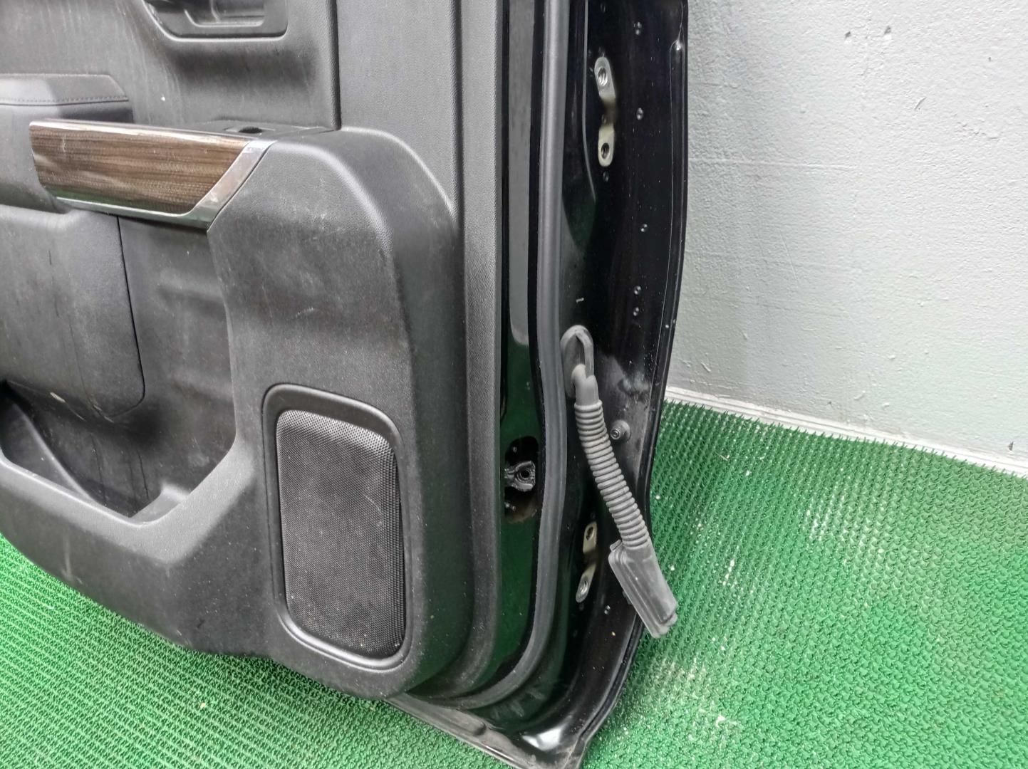 Ручка двери задней наружная левая