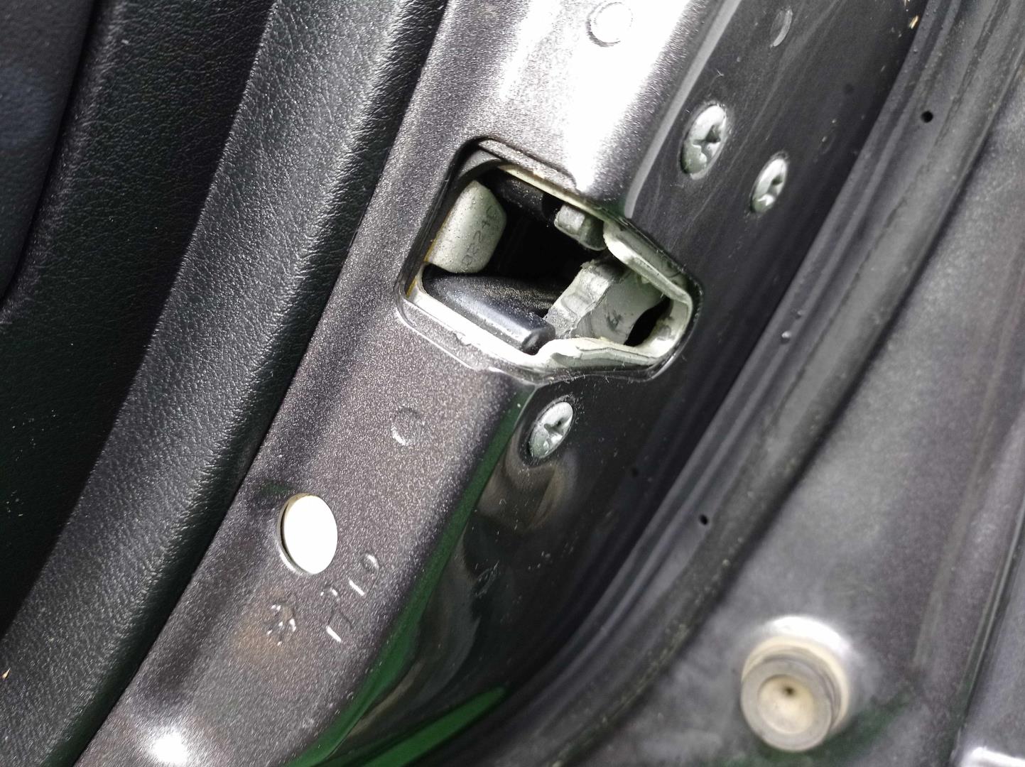 Ручка двери задней наружная правая