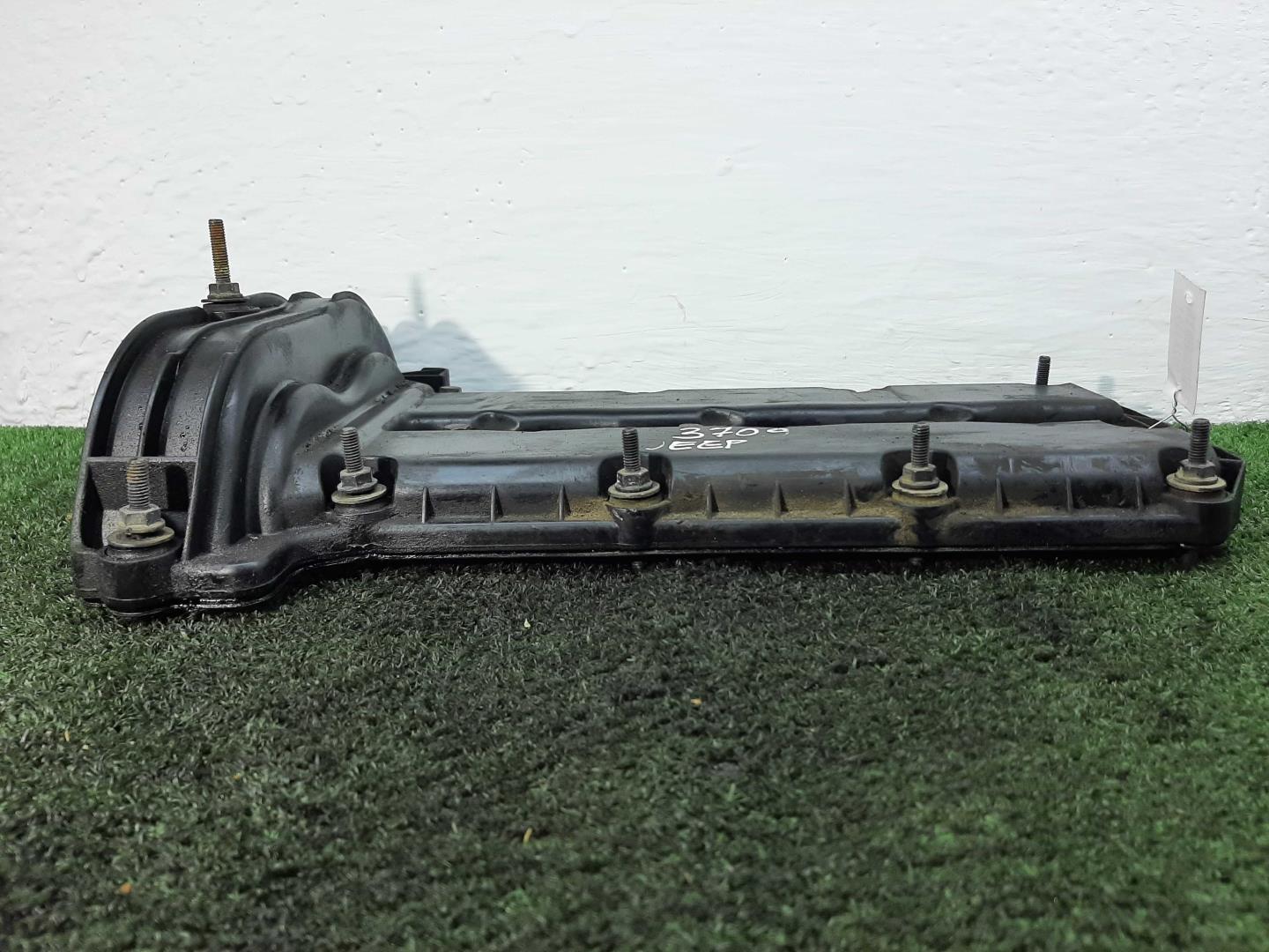 Крышка клапанная ГБЦ