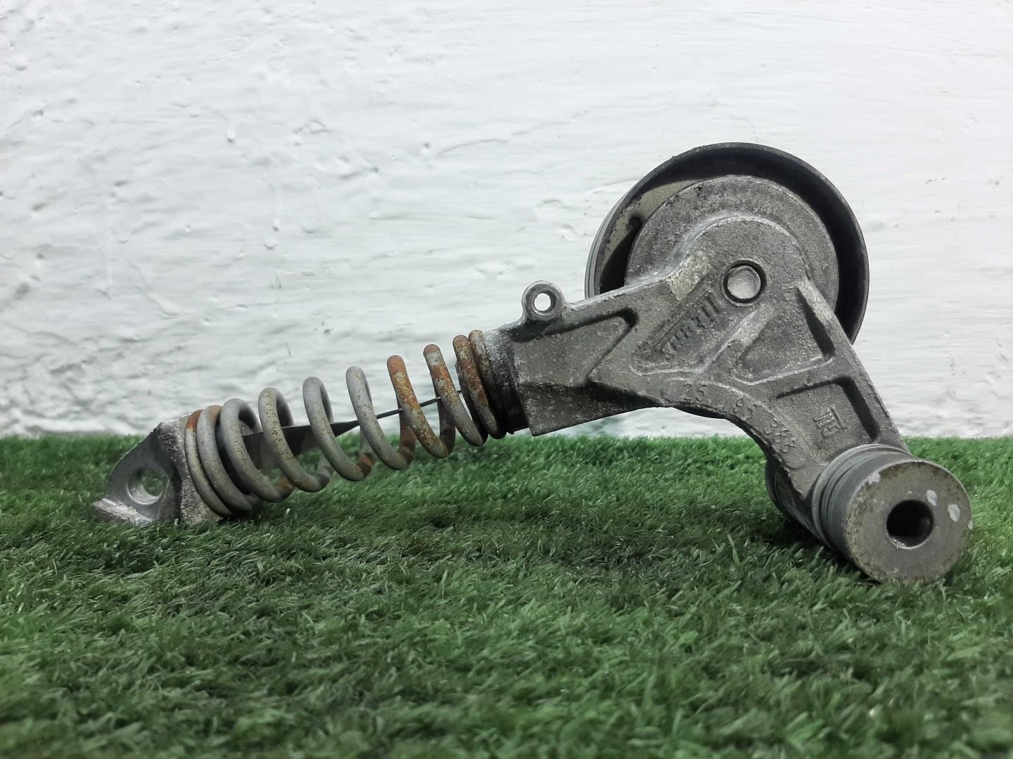 Натяжитель ремня