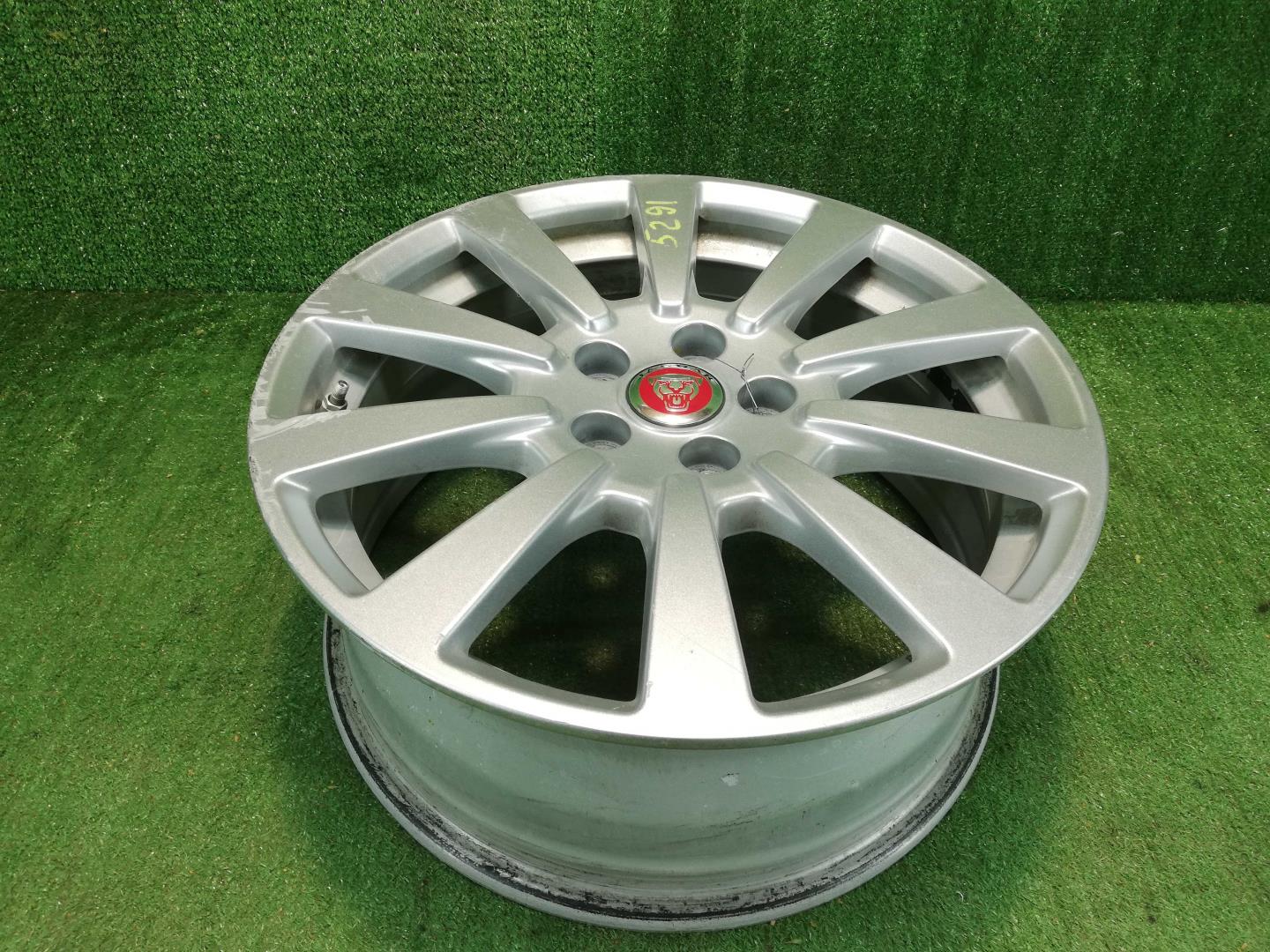 Диск колесный литой легкий сплав