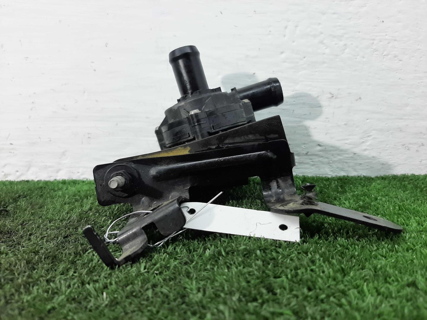 Насос электрический (доп.помпа)