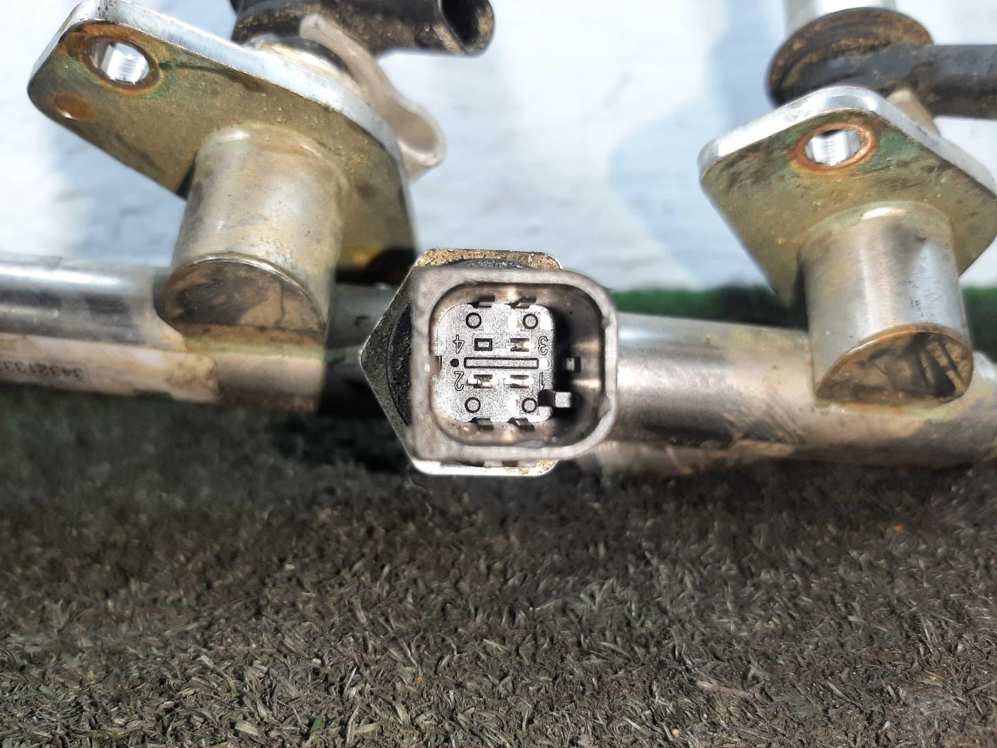 Рейка топливная (рампа)