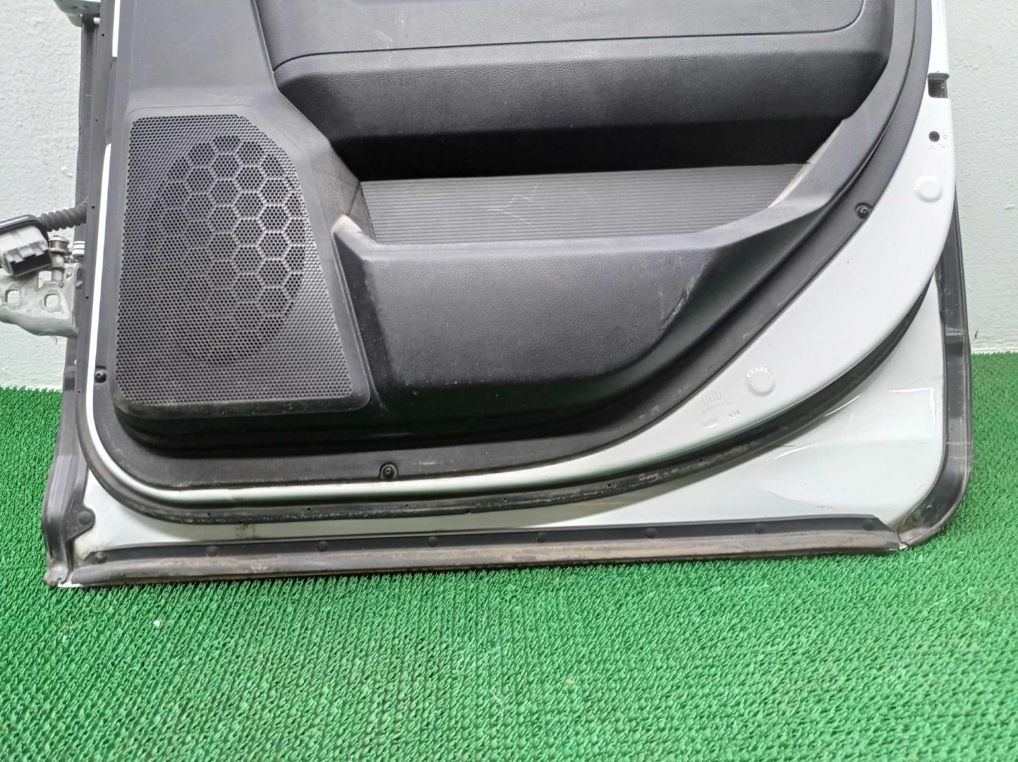 Ручка двери задней наружная правая