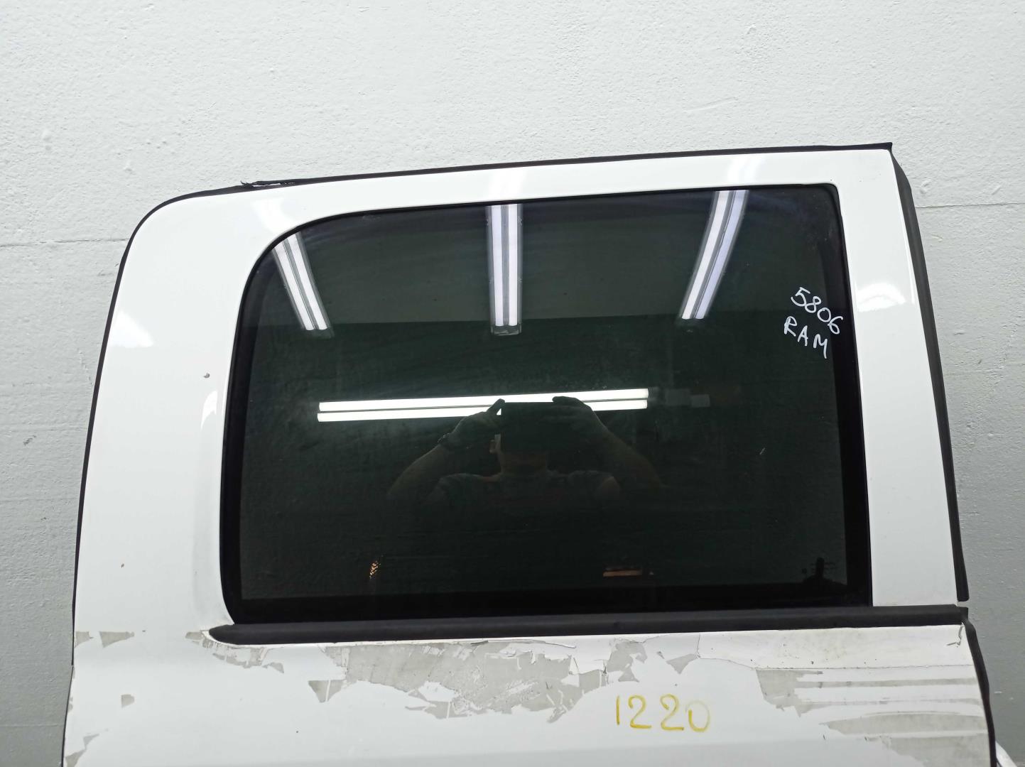 Ручка двери задней наружная правая