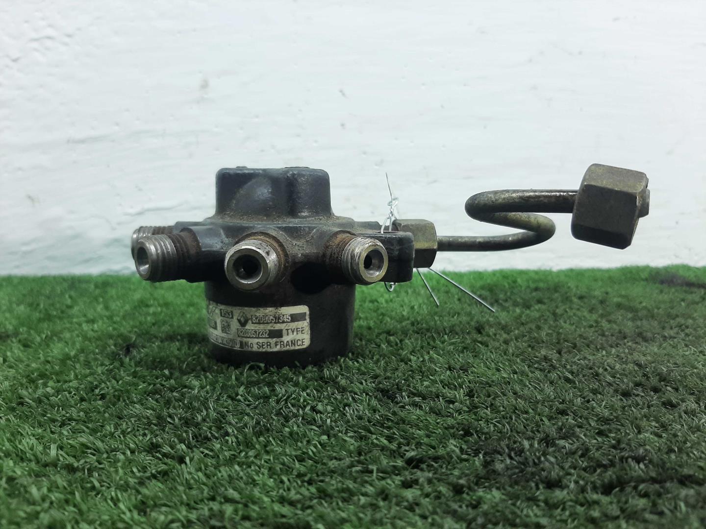 Рейка топливная (рампа)