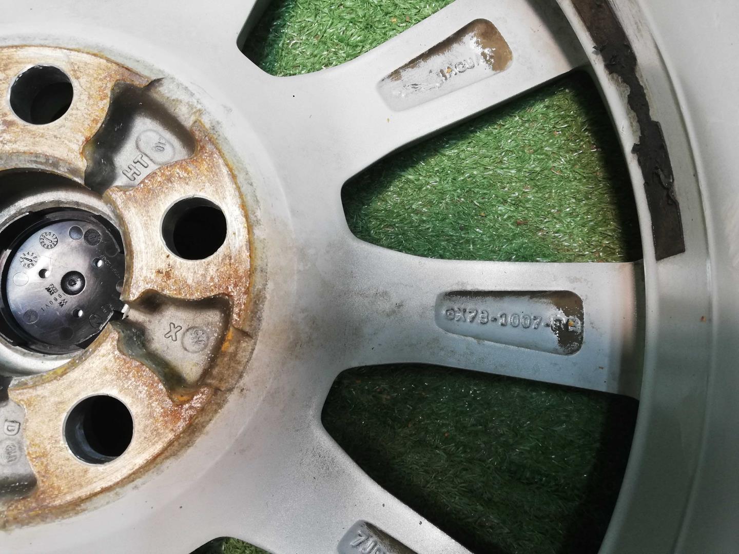 Диск колесный литой легкий сплав