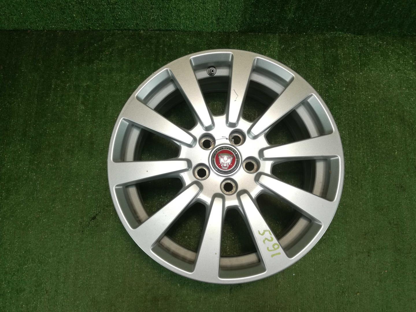 Диск колесный литой легкий сплав