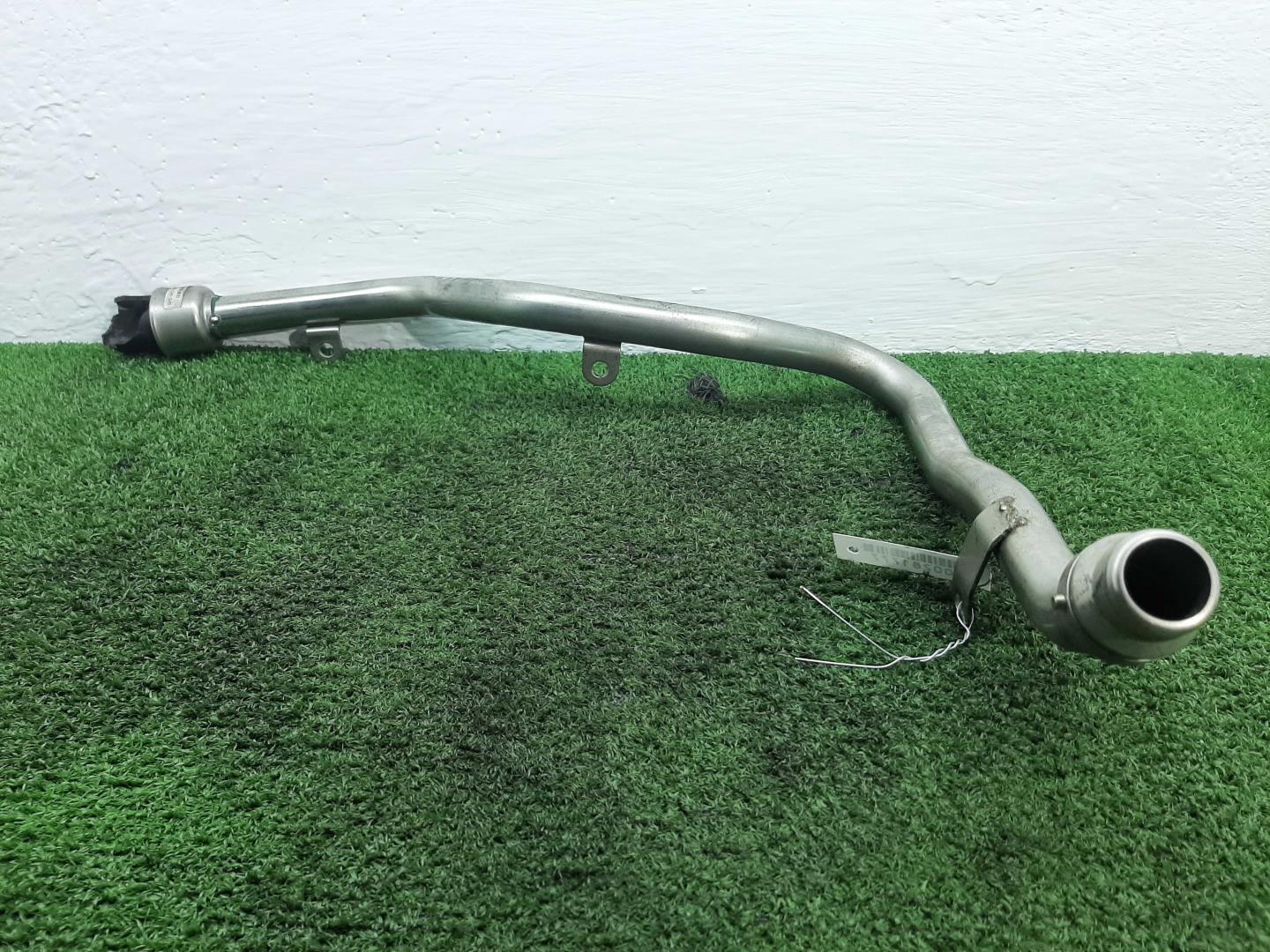 Трубка системы охлаждения