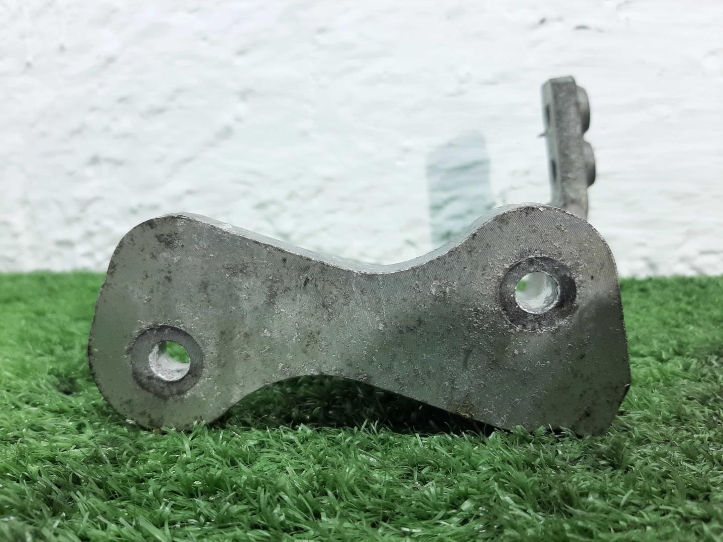 Кронштейн двигателя