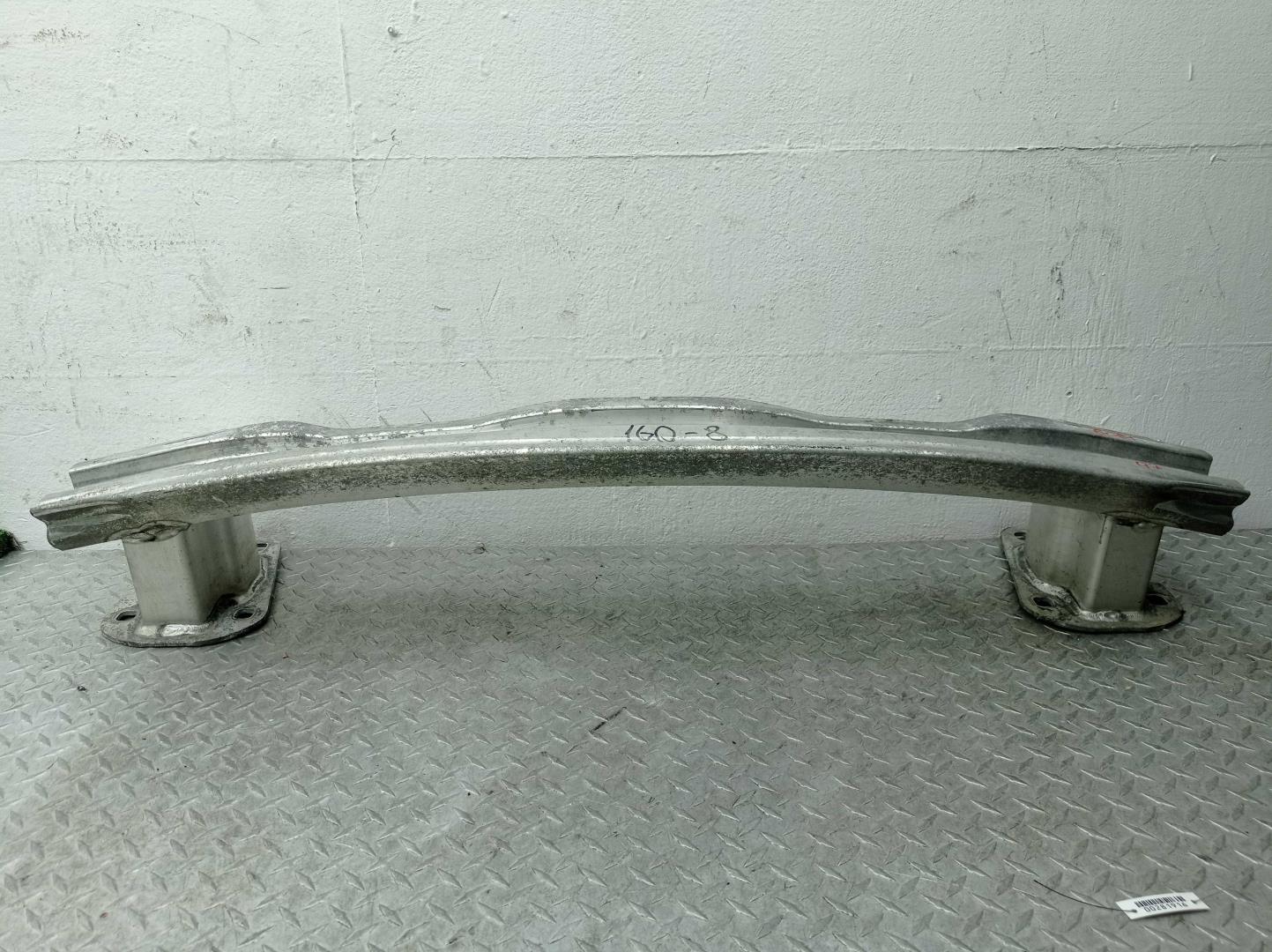 Усилитель заднего бампера