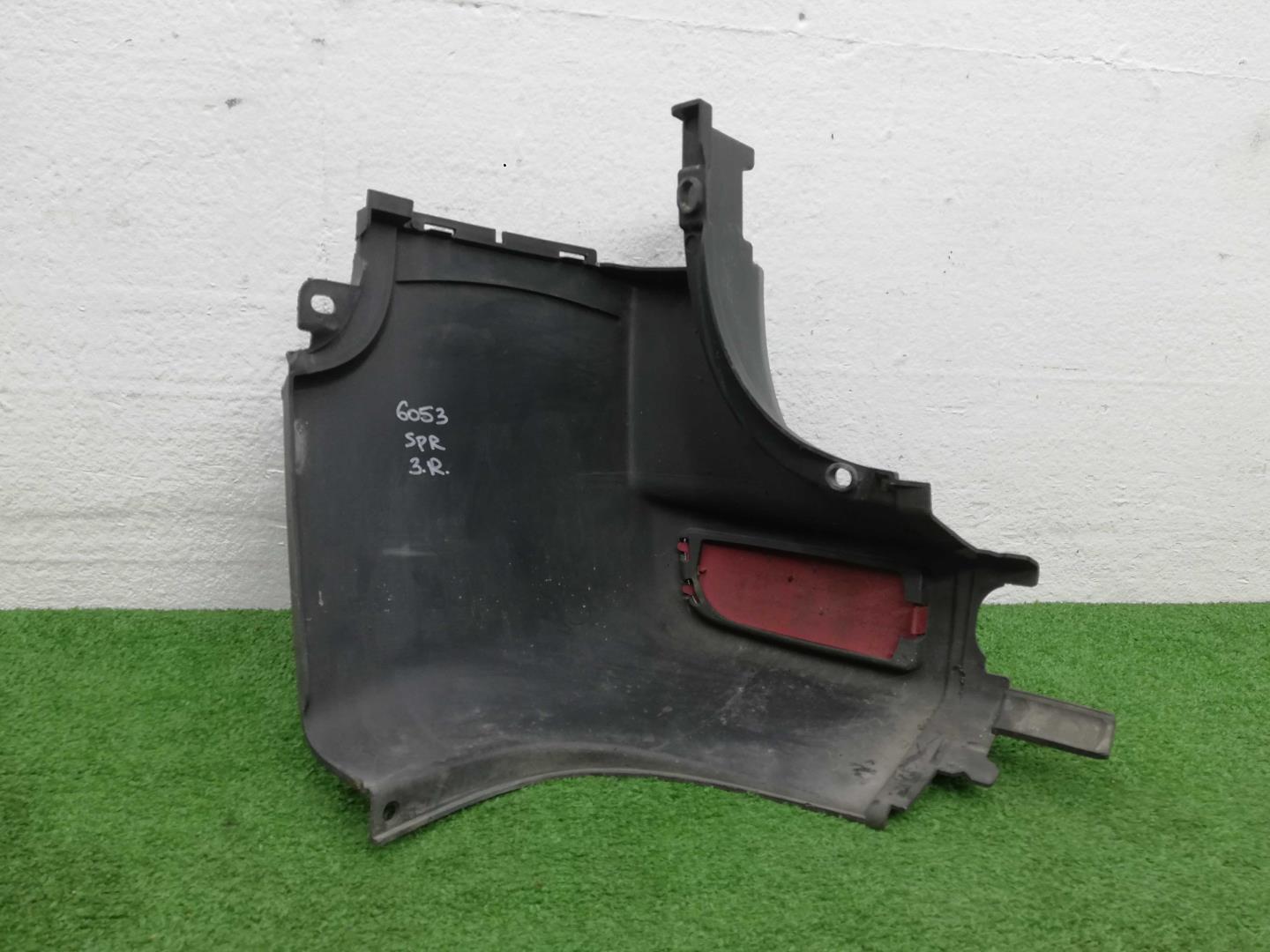 Накладка заднего бампера правая