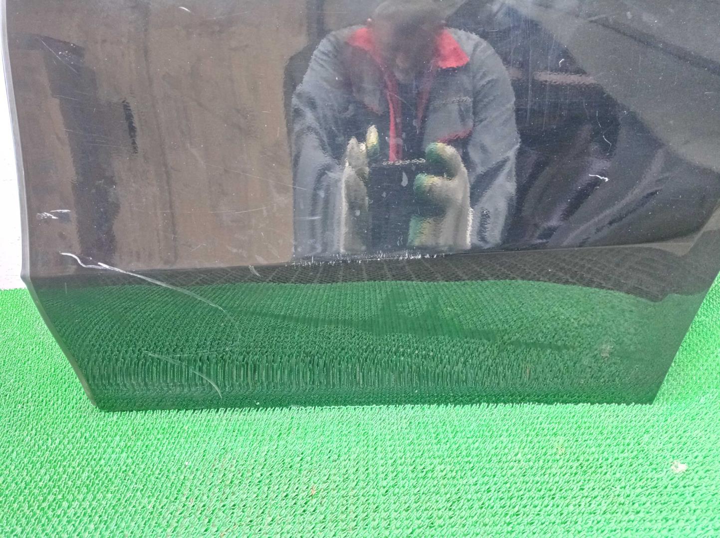 Замок двери задней левой