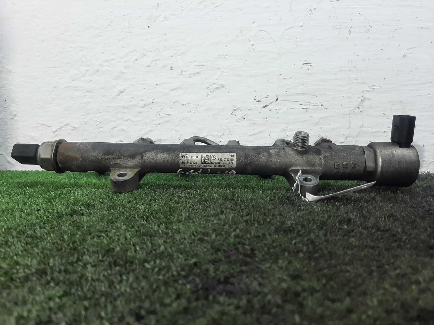 Рейка топливная (рампа)