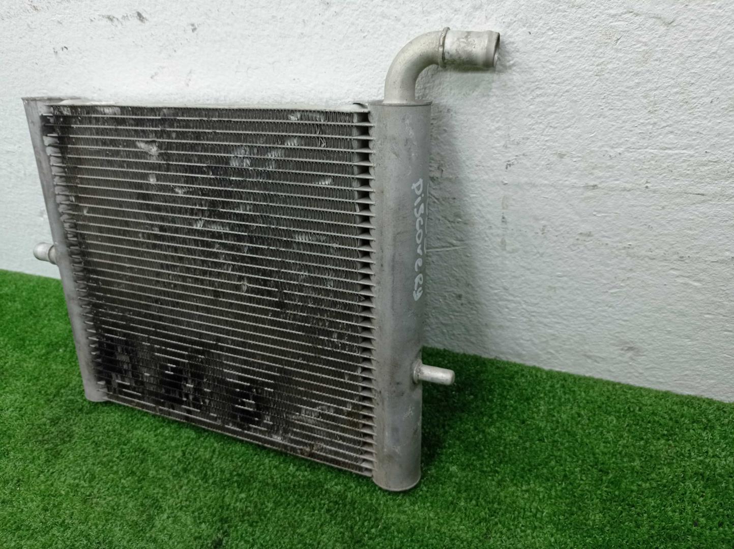 Радиатор охлаждения двигателя основной