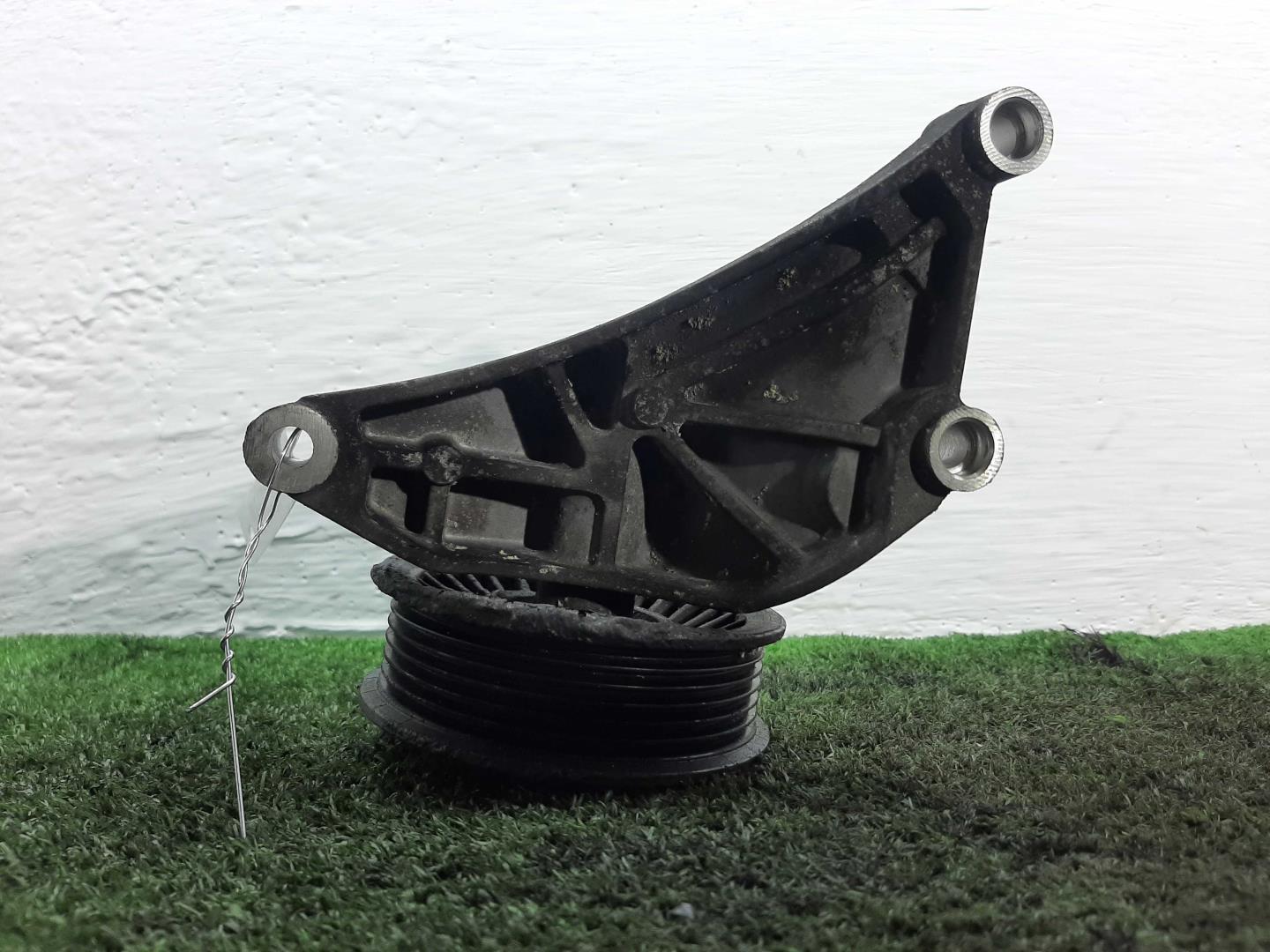 Натяжитель ремня