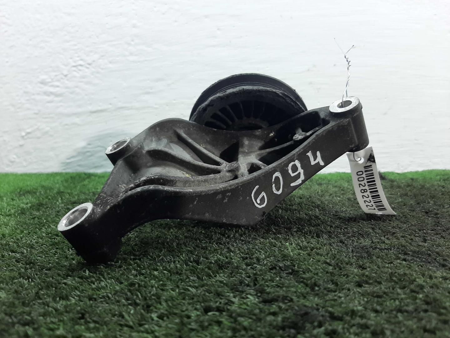 Натяжитель ремня