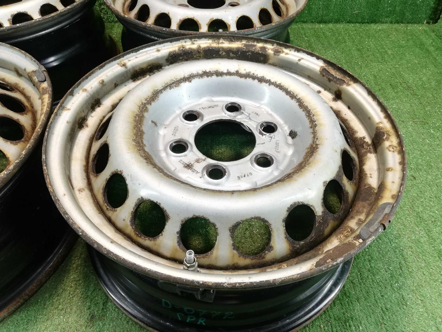 Диск колесный штампованный стальной