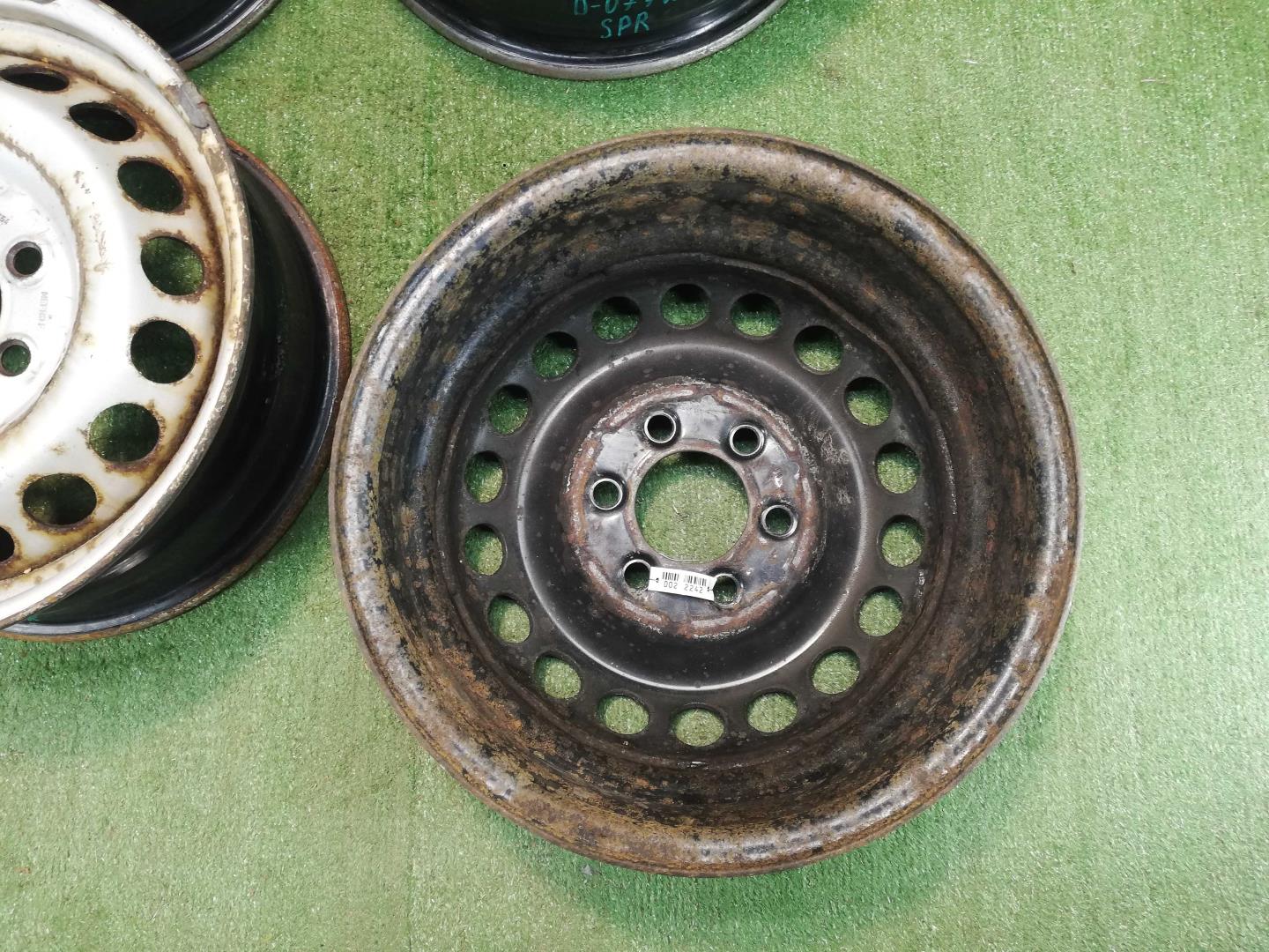 Диск колесный штампованный стальной