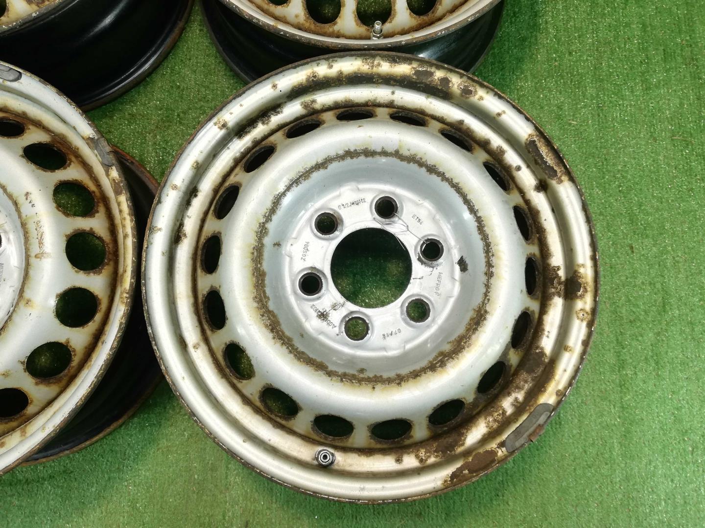 Диск колесный штампованный стальной