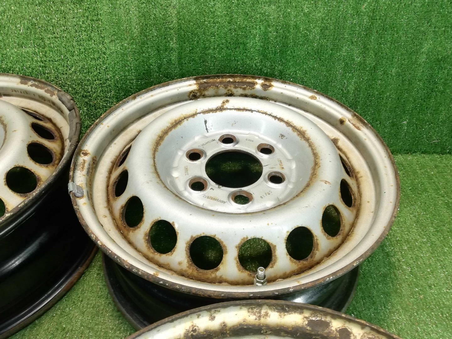 Диск колесный штампованный стальной