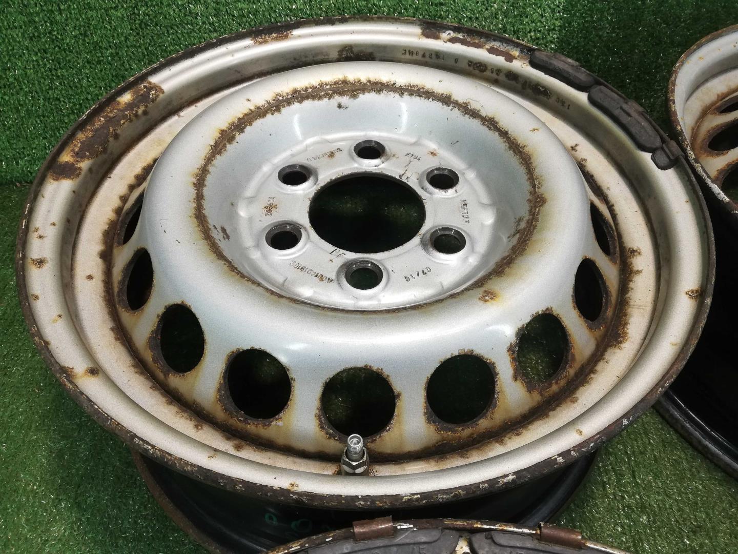 Диск колесный штампованный стальной