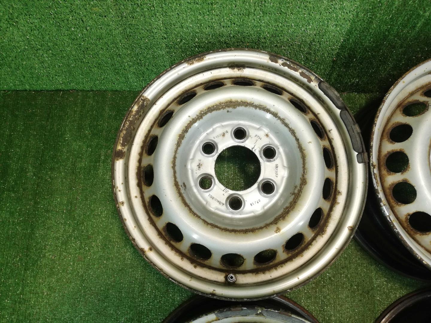 Диск колесный штампованный стальной