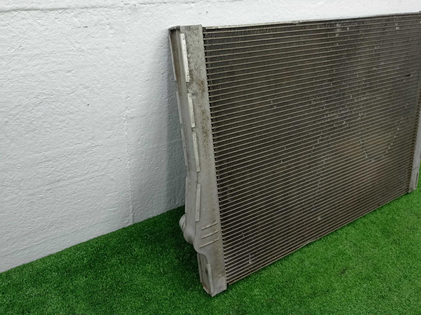 Радиатор охлаждения двигателя основной