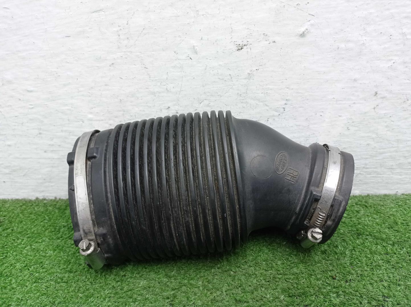 Патрубок воздушного фильтра