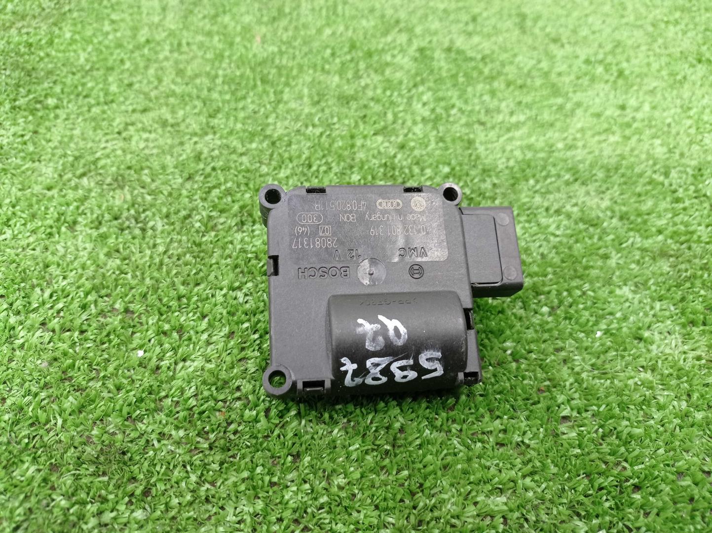 Моторчик заслонки печки