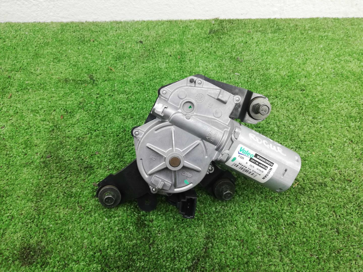 Моторчик стеклоочистителя задний