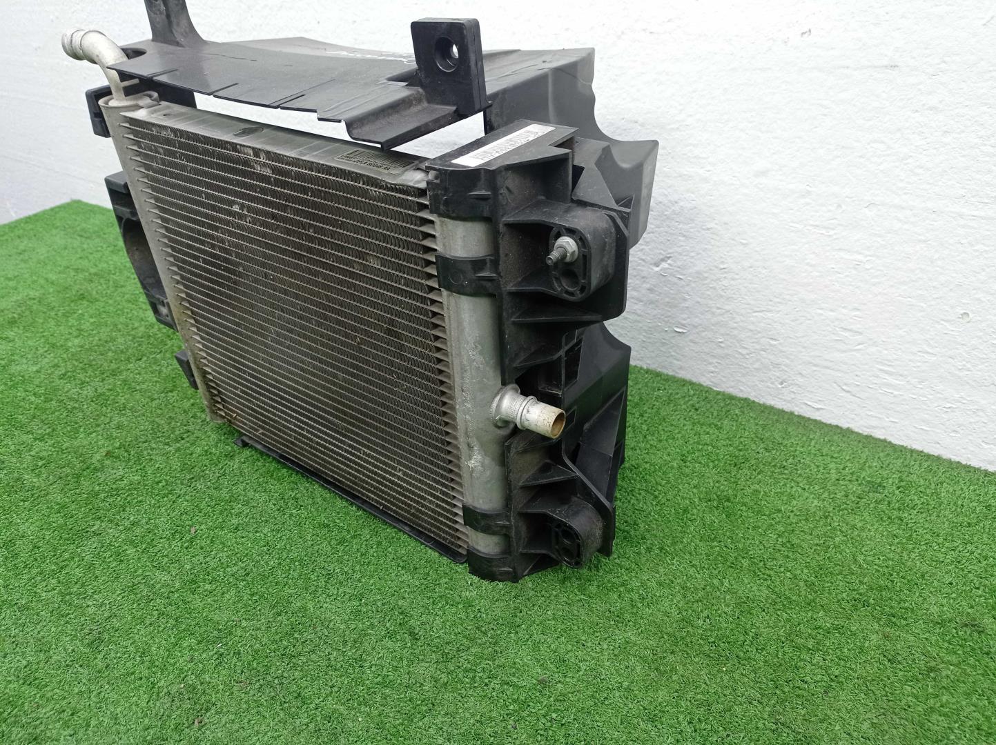 Радиатор охлаждения двигателя основной