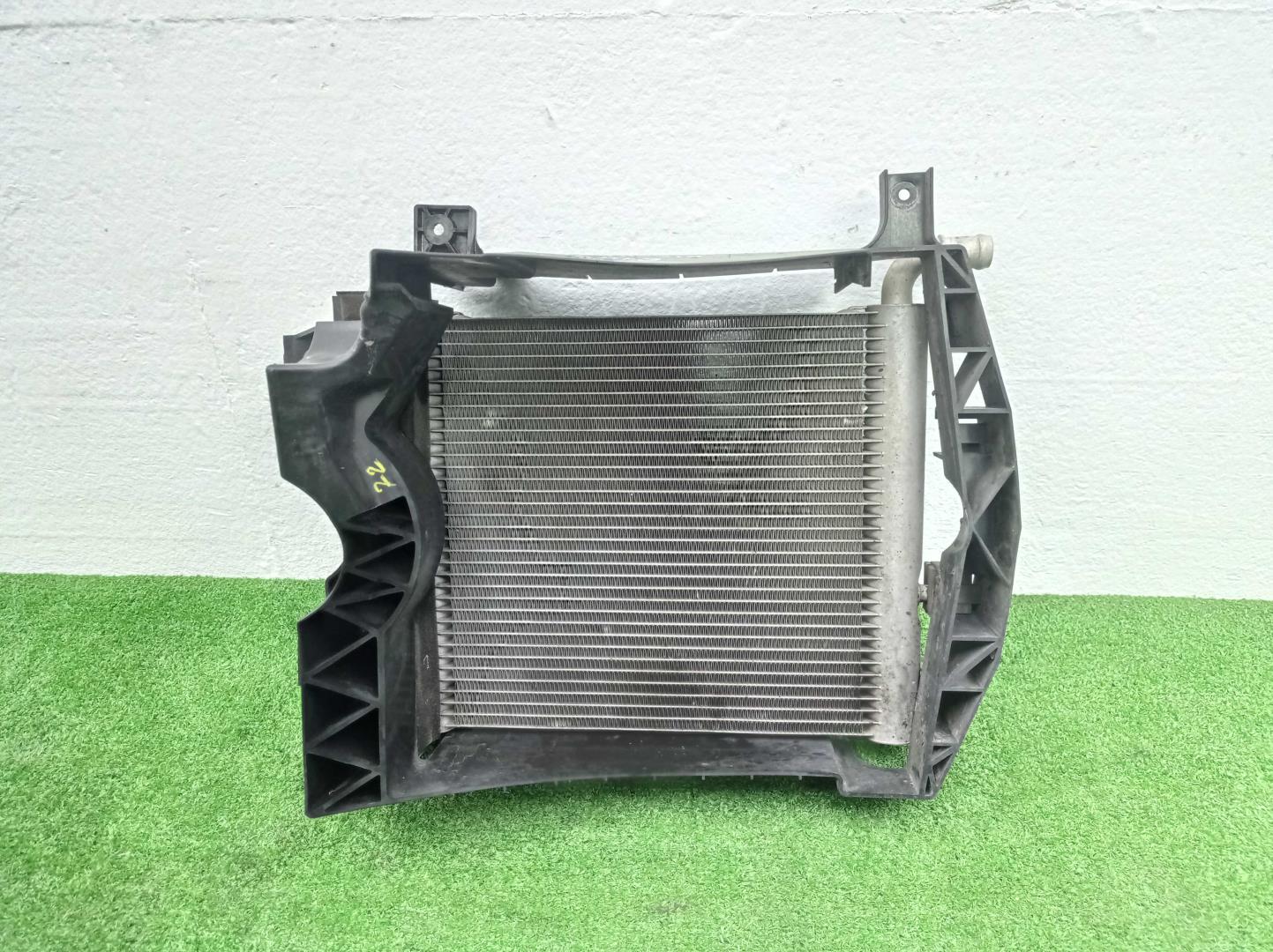 Радиатор охлаждения двигателя основной