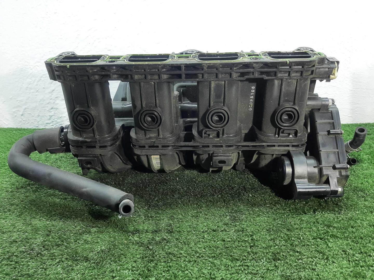 Коллектор впускной