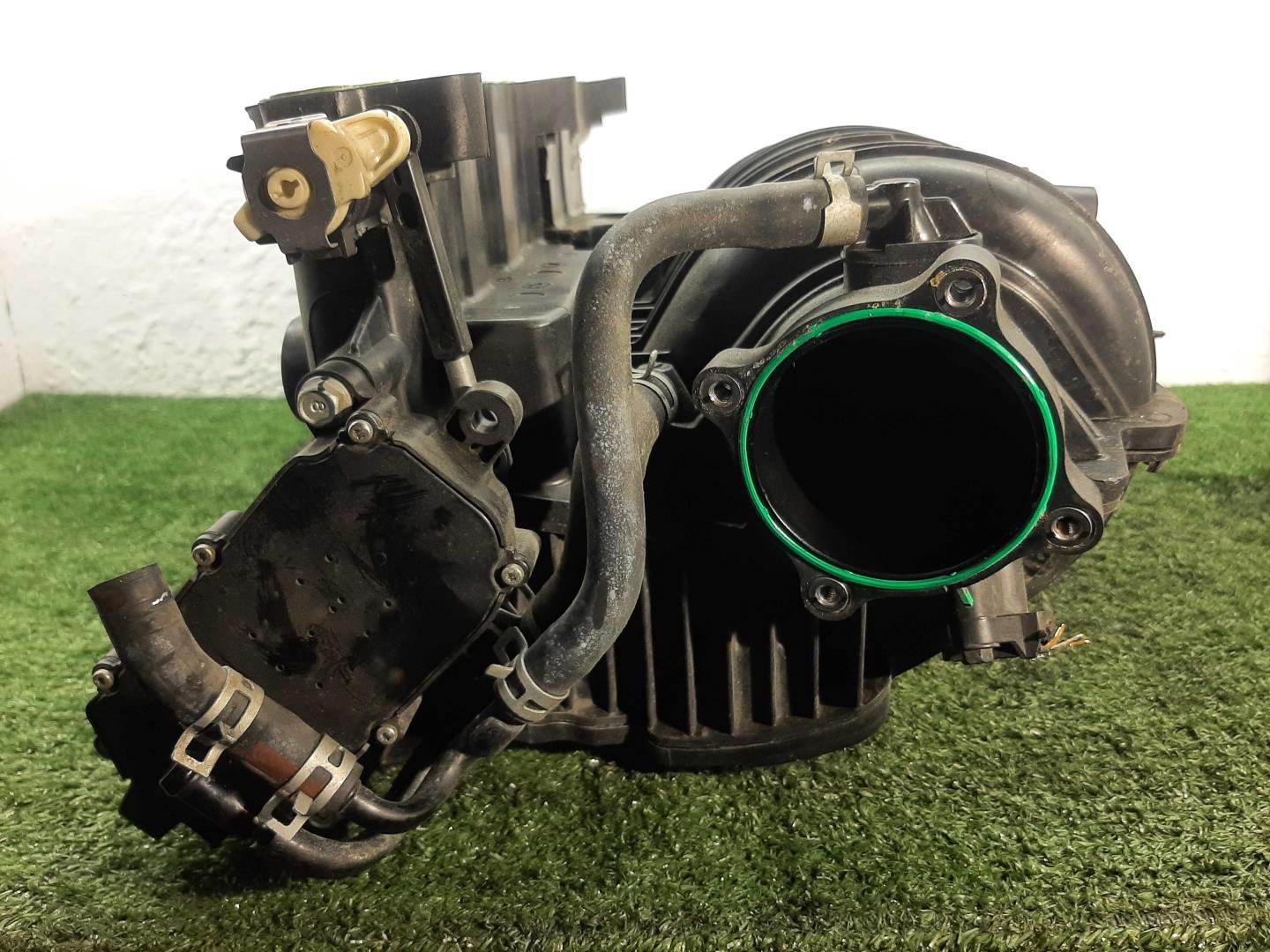 Коллектор впускной