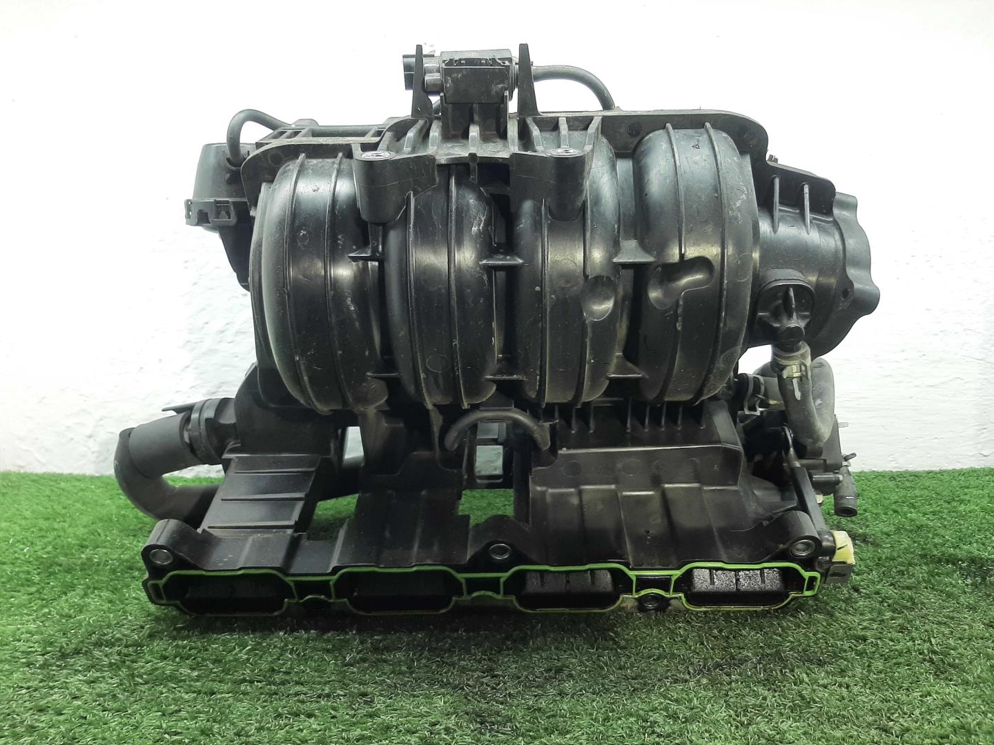 Коллектор впускной