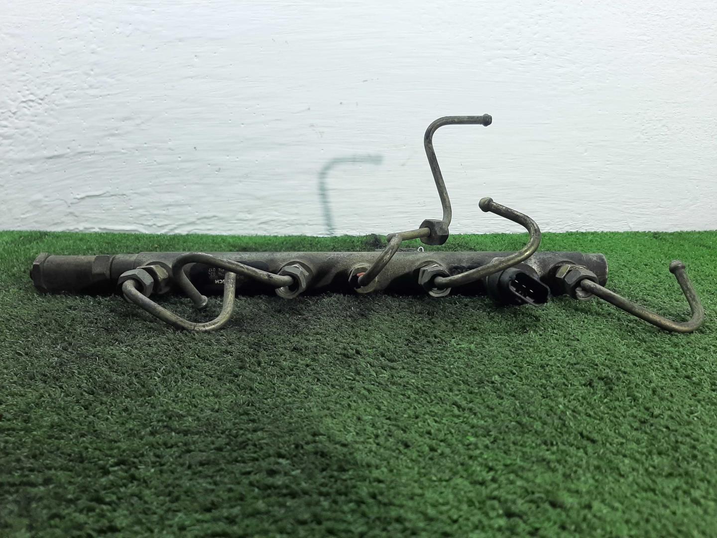 Рейка топливная (рампа)